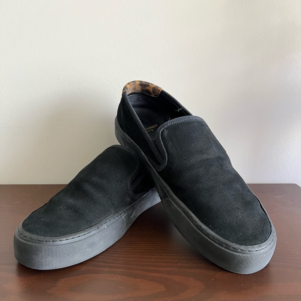 Black Minimalist Slip-On Loafers with Suede Finish